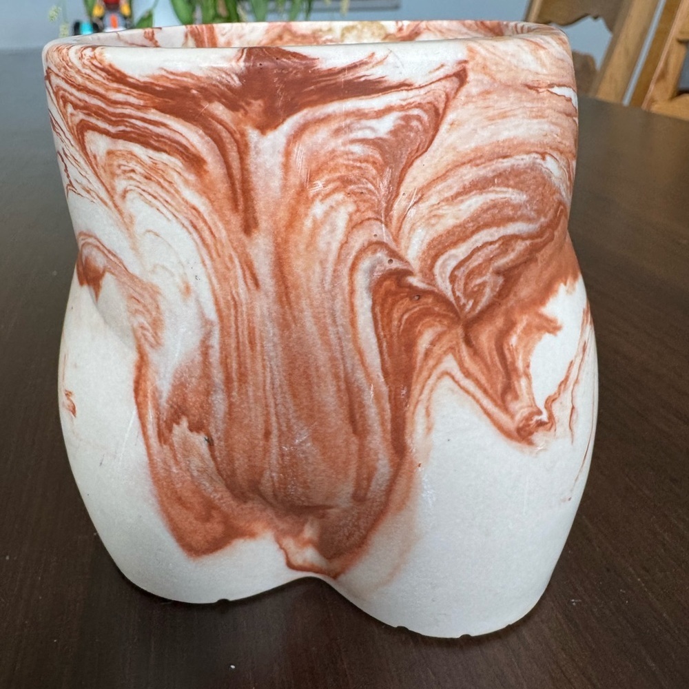 Unique Marbled Body Vase